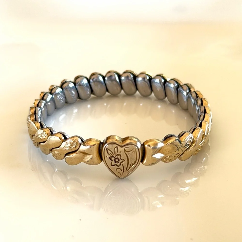 WWII Sweetheart Gold Filled Expansion Bracelet – Foster 12K GF, Petite Fit 4-5” - Picture 2 of 16